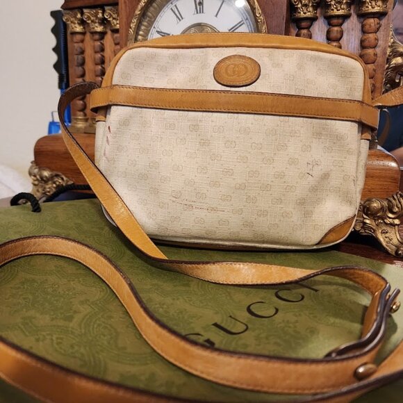 Gucci Cream GG Monogram Bag - Picture 1 of 15